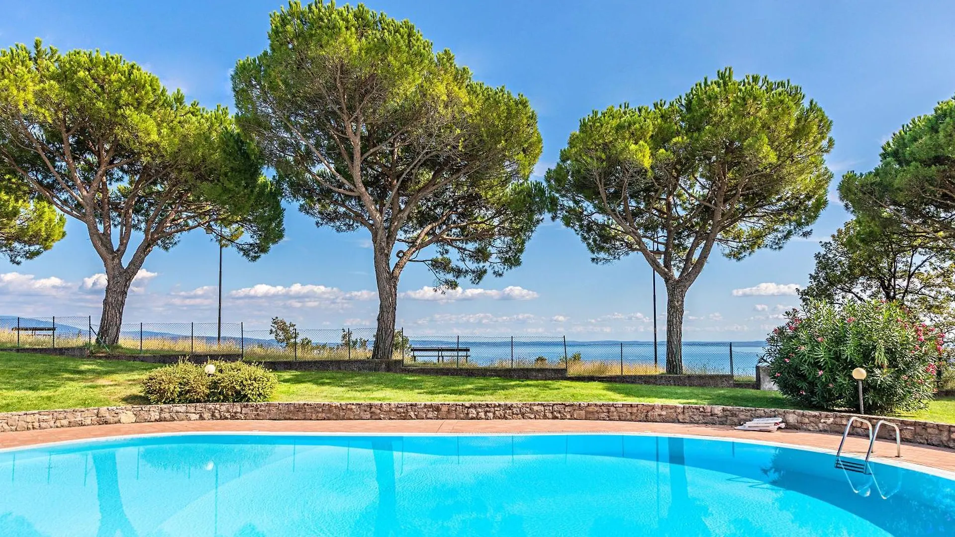 Апартаменты Poggio San Michele 2 By Wonderful Italy Гардоне Ривьера